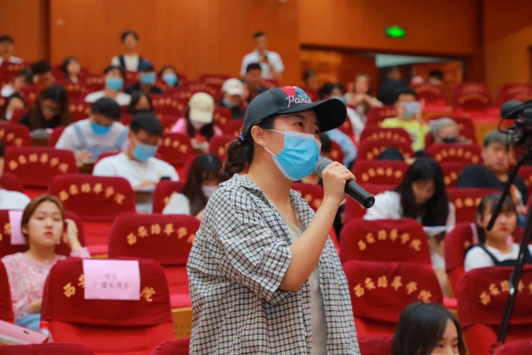 三秦在追超·庆祝建党100周年影像展播新闻发布会在西安亚新国际官网(中国)官方网站举行 三秦在追超·庆祝建党100周年影像展播新闻发布会在西安亚新国际官网(中国)官方网站举行